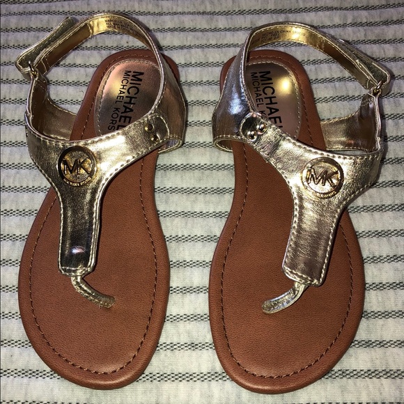 Girls Michael Kors T-Strap Sandals Gold - Picture 1 of 6